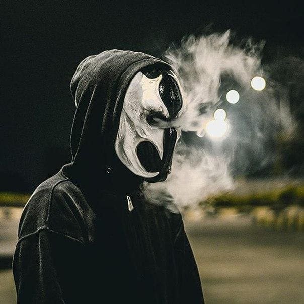 Дымящаяся маска