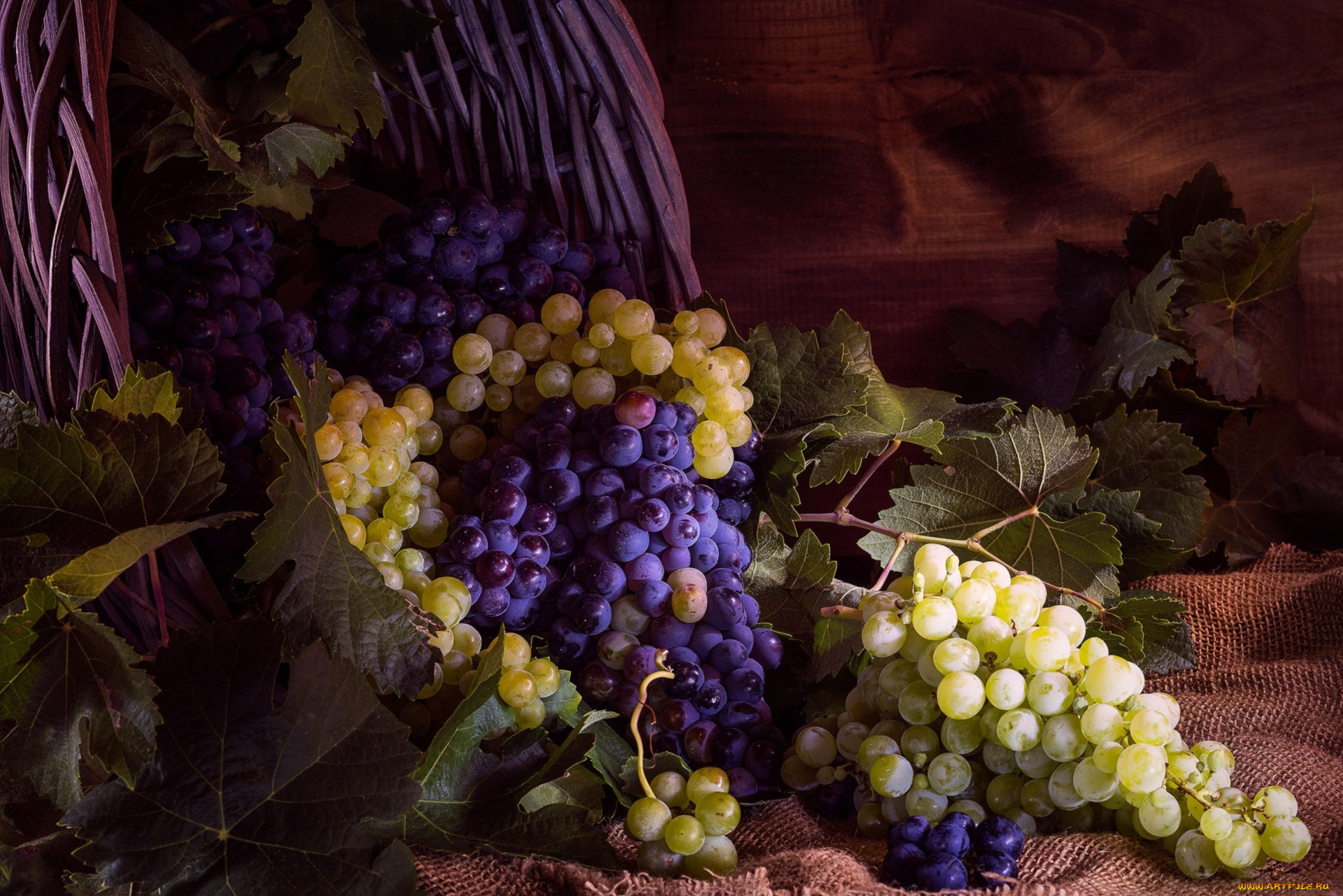 Виноградные грозди