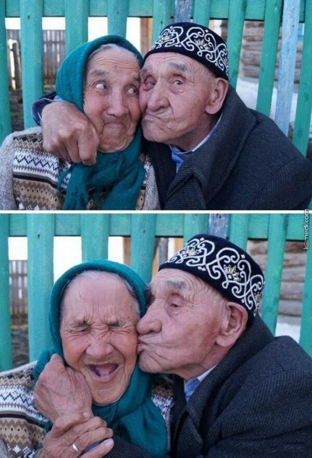 Влюбленные бабушка и дедушка.