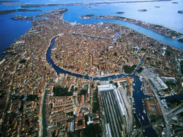 Венеция с высоты птичьего полета.