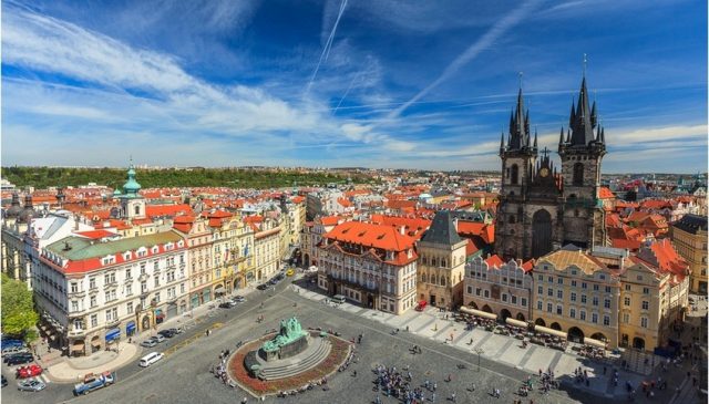 Прага с высоты.