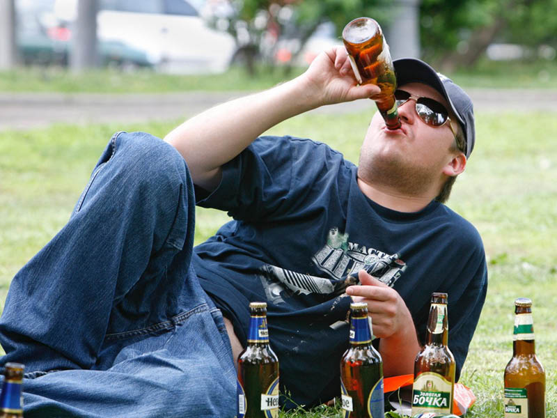Картинка парень с пивом
