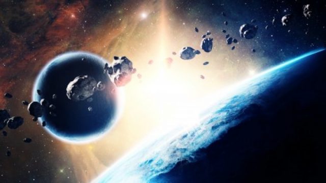 Астероиды в Космосе.