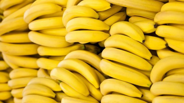 Заставка на рабочий стол бананы.