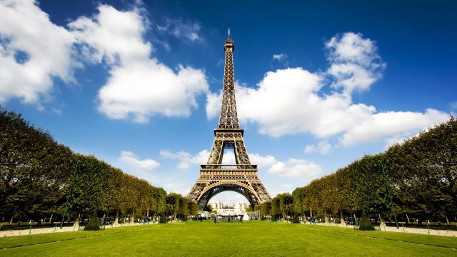 Париж, природа, Эйфелева башня.