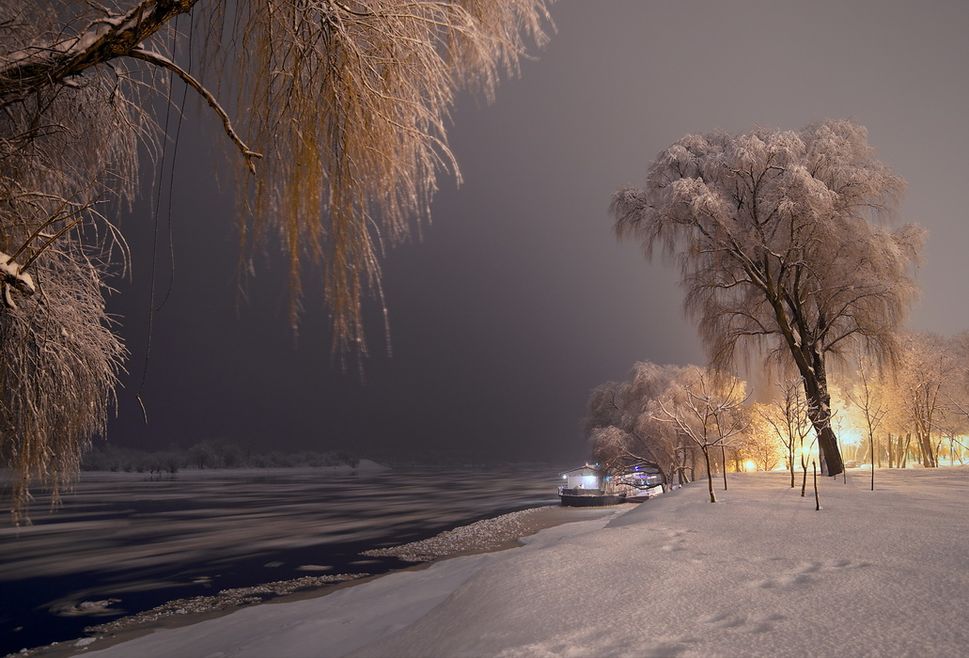 Открытка прелестная природа зимним вечером