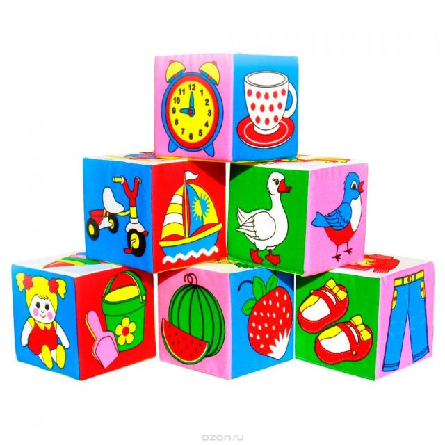 Кубики для детей с буквами и животными.