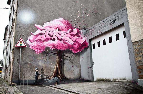 Розовое дерево.
