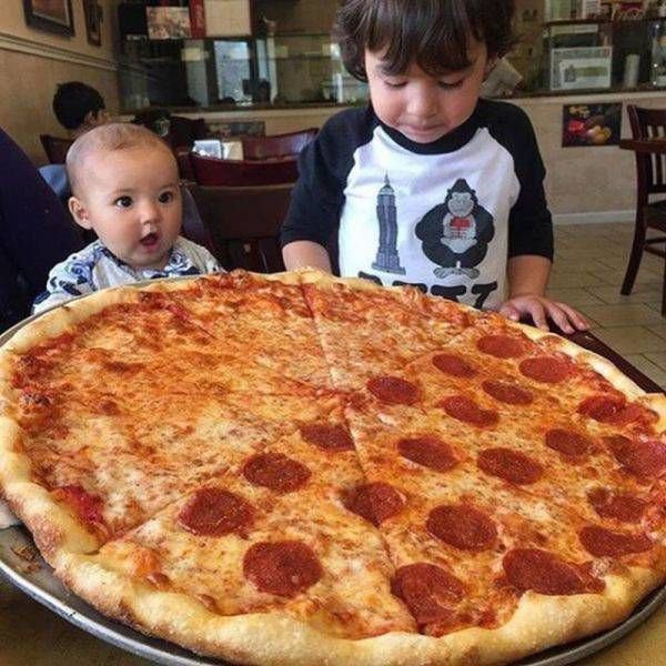 Вот это пицца.