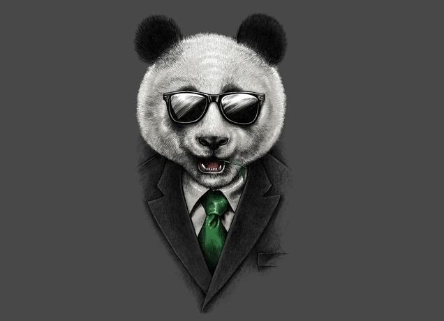 Панда в костюме