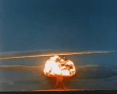 4. Анимация взрыва атомной бомбы gif