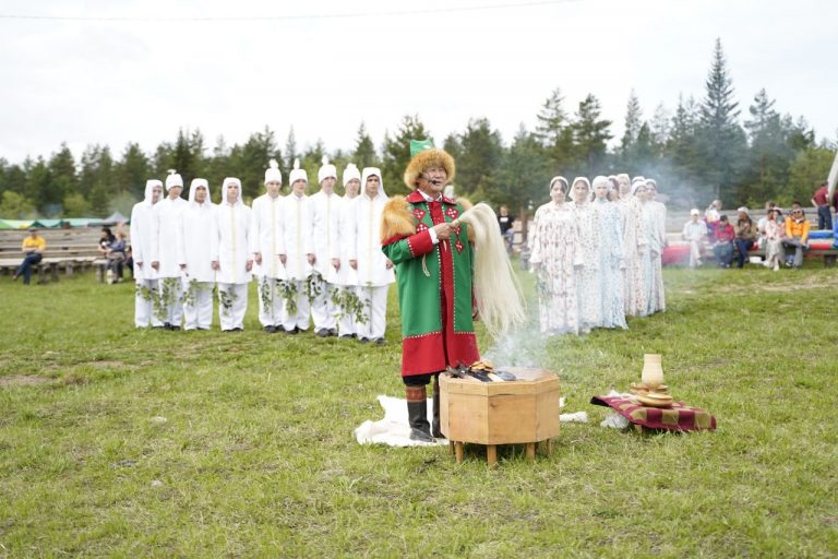 Традиционный якутский праздник Ысыах