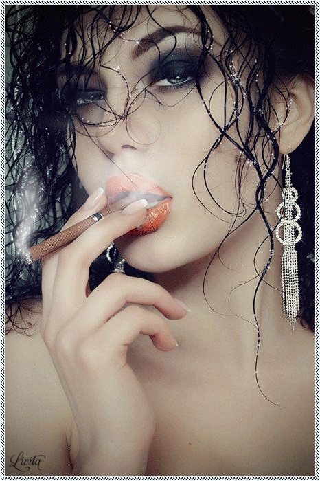 1. Гифка девушка с сигаретой
