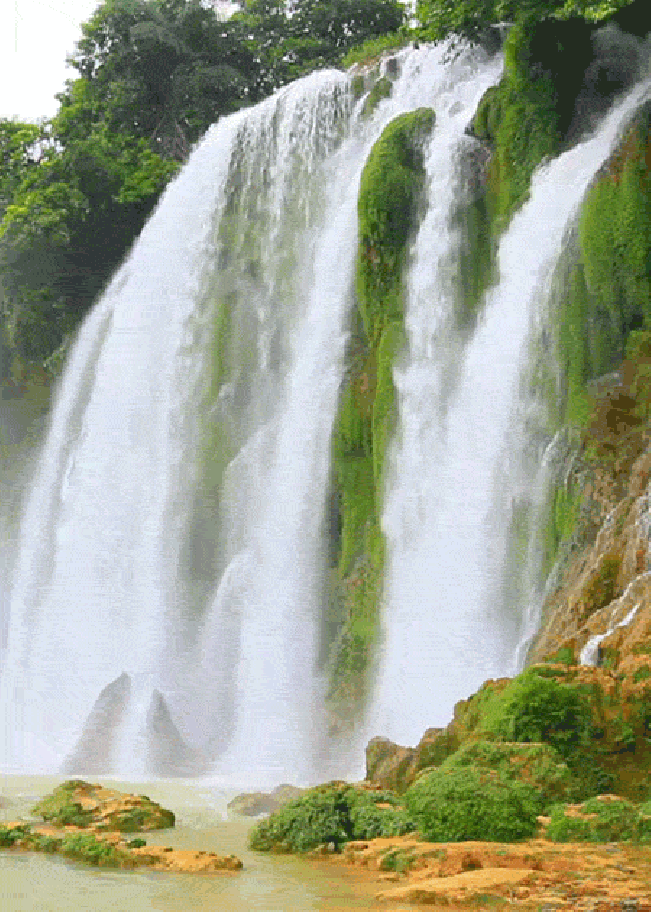 4. Gif красивый водопад