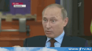 3. Гифка Путин кривляется