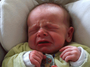 Почему новорожденный ребенок мало плачет?